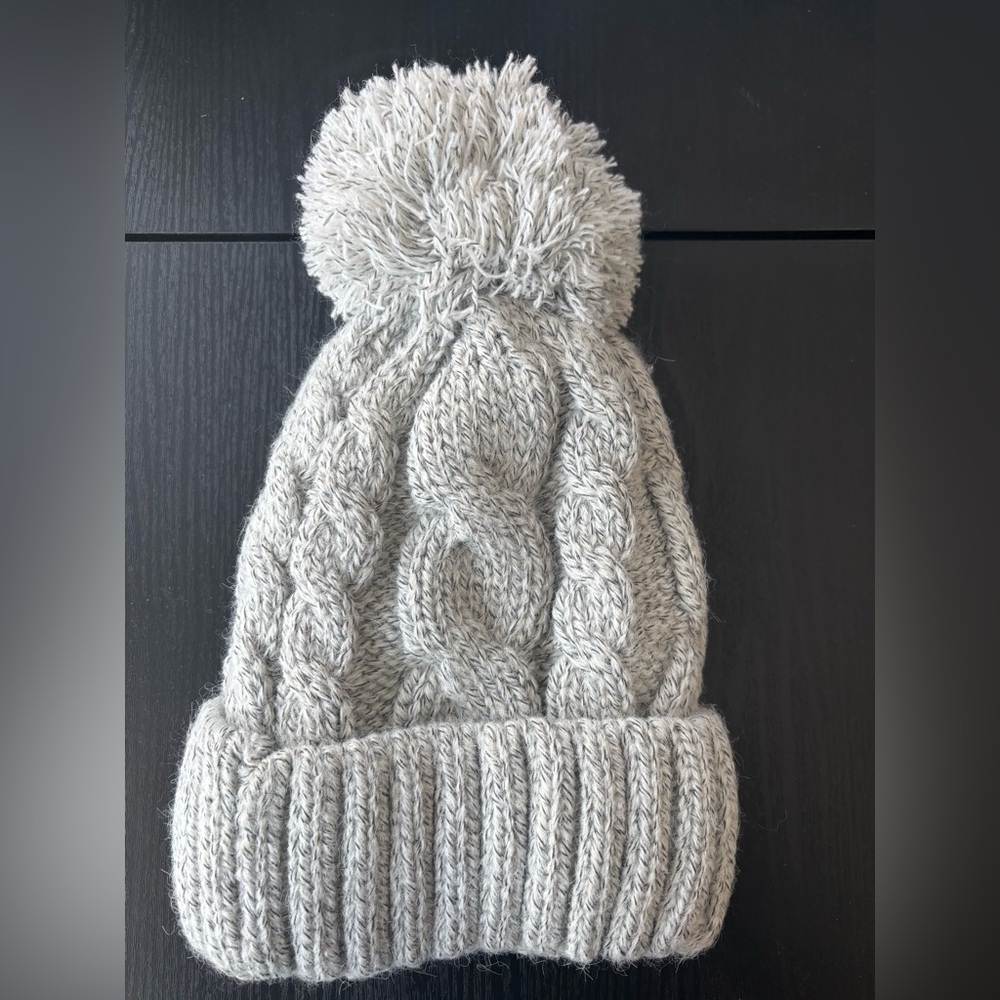 Cozy Gray Knit Pom-Pom Beanie